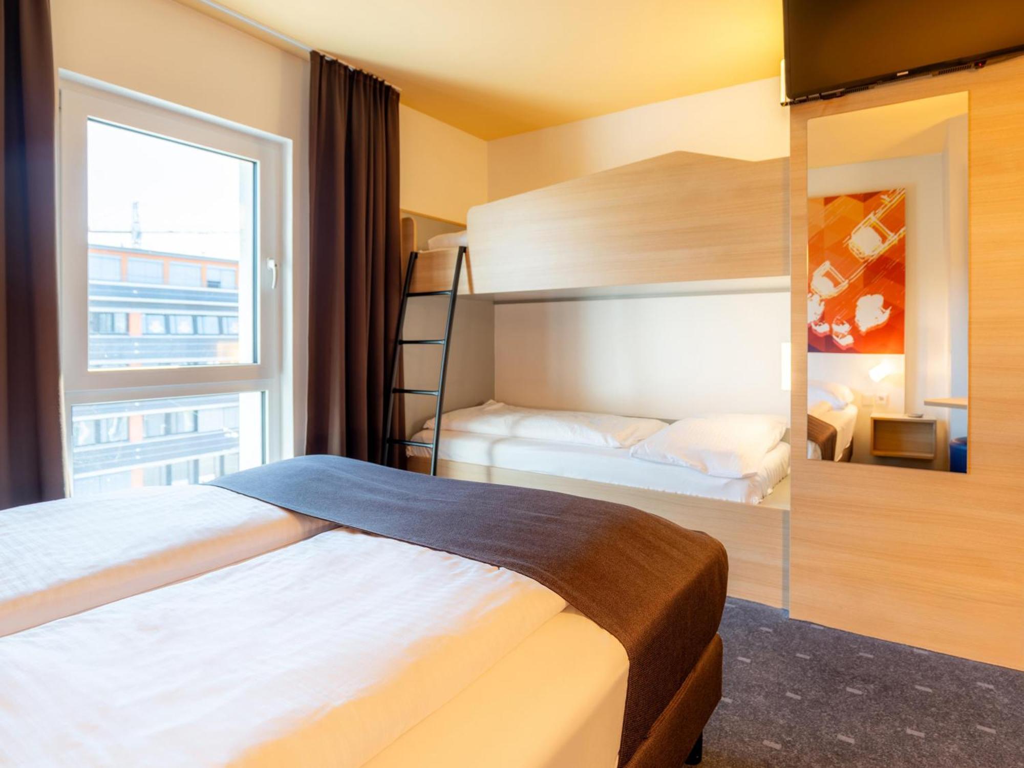 B&B Hotel Stuttgart-Bad Cannstatt Estugarda Exterior foto