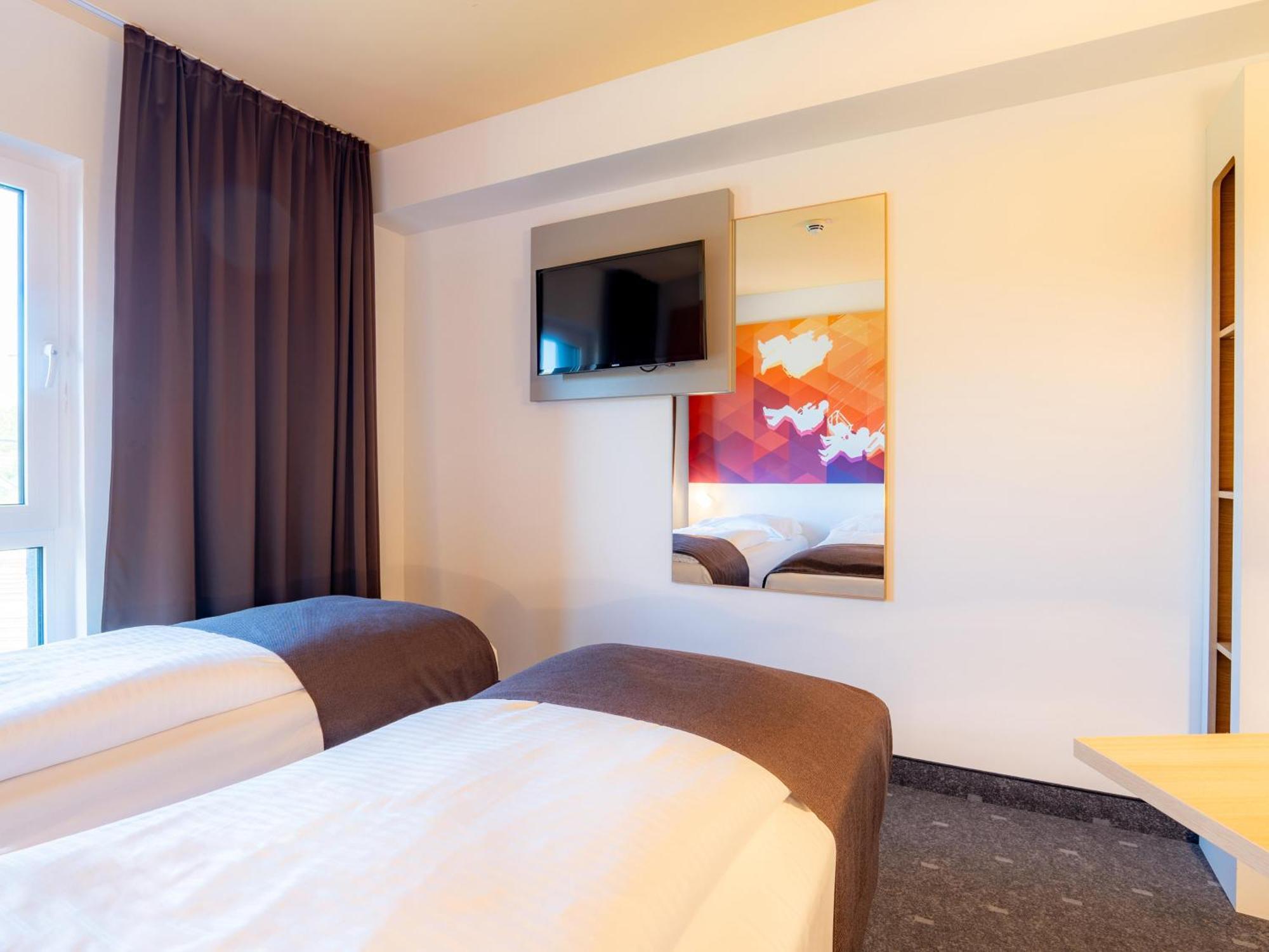 B&B Hotel Stuttgart-Bad Cannstatt Estugarda Exterior foto